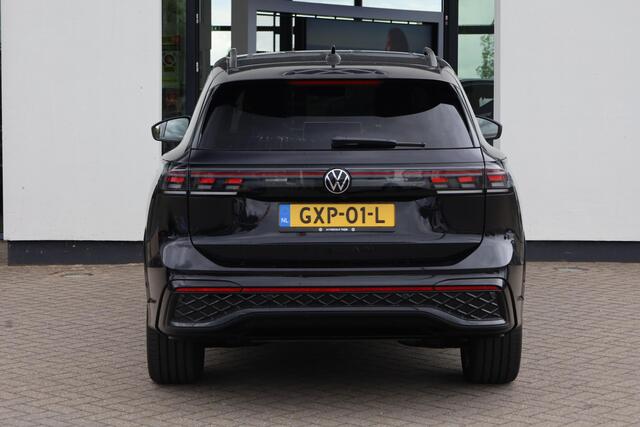 Volkswagen TIGUAN 1.5 eHybrid R-Line Business 272PK / 200kW, Interieur pakket (Leder 'Varenna' bekleding, verwarmbare voorstoelen, verwarmbaar stuurwiel, verwarmbare ruitensproeiers), wegklapbare trekhaak, panoramadak, Assistance pakket plus (rondomzichtcamera (area view),