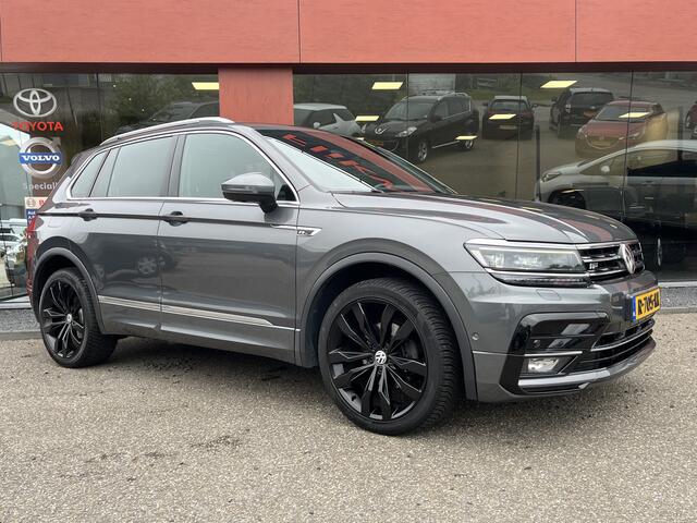 Volkswagen TIGUAN 1.4 TSI 4Motion Highline Business R | LEER | CAMERA | PANO | MEMORY | CARPLAY