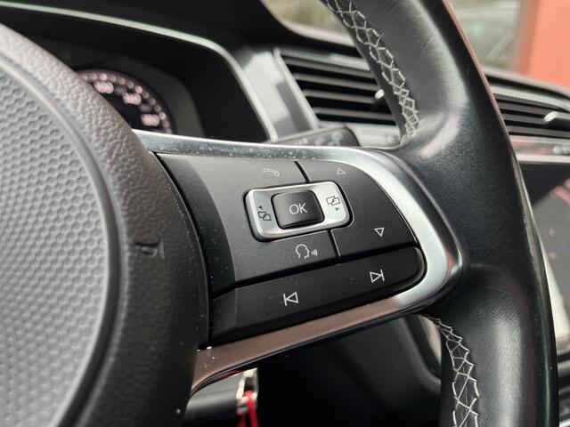 Volkswagen TIGUAN 1.4 TSI 4Motion Highline Business R | LEER | CAMERA | PANO | MEMORY | CARPLAY