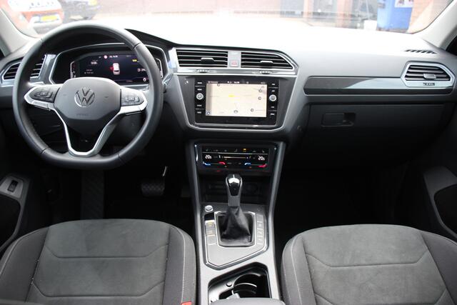 Volkswagen TIGUAN 1.5 TSI Life Business Automaat | Navi | Stuur- en Stoelverwarming | Camera |