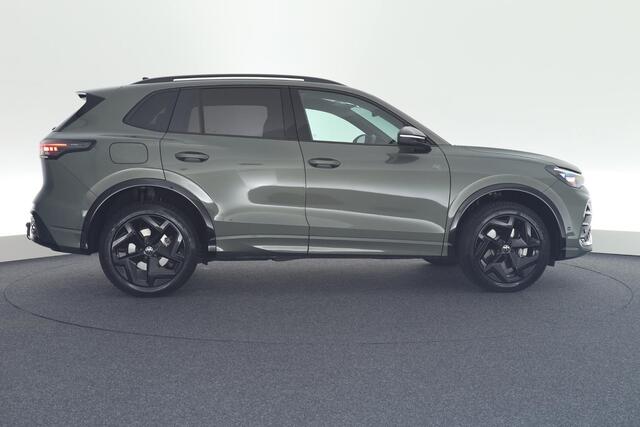 Volkswagen TIGUAN 1.5 272pk eHybrid R-Line Edition Black Style Trekhaak Camera Head-Up harman/kardon Keyless