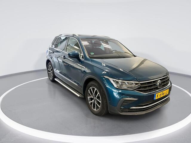 Volkswagen TIGUAN 1.5 Tsi 150pk Life Business · Camera · Keyless · Trekhaak · Apple/Android Car Play · Navi · 17'' Inch ·