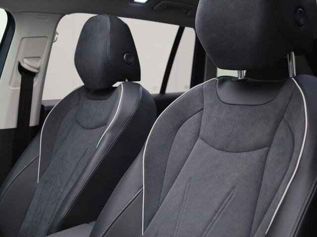 Volkswagen TIGUAN 1.5 eHybrid 150kW/204PK Elegance DSG · Panoramadak · Trekhaak · Massagefunctie · Garantie tot september 2029 of 100000km
