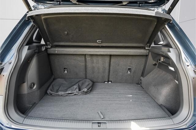 Volkswagen TIGUAN 1.4 TSI eHybrid R-Line Pano HUD Leder Trekhaak