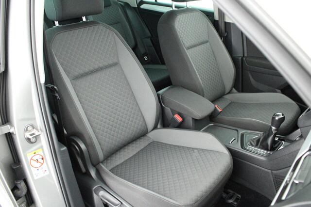 Volkswagen TIGUAN 1.4 TSI 125pk Comfortline Business Trekhaak Navigatie