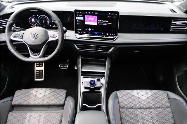 Volkswagen TIGUAN 1.5 eHybrid R-Line Edition | VOL! | Pano | IQ | Sfeer