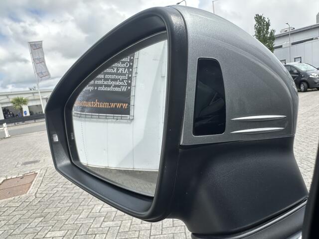 Volkswagen TIGUAN 2.0 4Motion HighLine Business 7p Camera Trekhaak Digital Dash