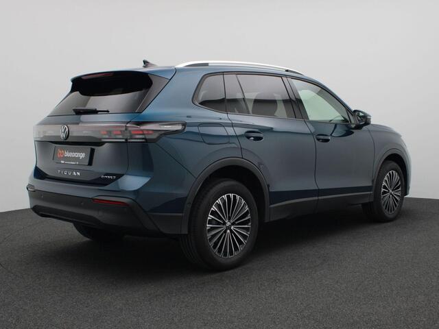 Volkswagen TIGUAN 1.5 eHybrid Life Edition 204PK DSG verwarmbare voorruit, full led, side assist, elek. achterklep, achteruitrijcamera, navi via apple carplay/android auto, stoelverwarming voor + achter, stuurwielverwarming, 18" lichtmetaal adaptive cruise