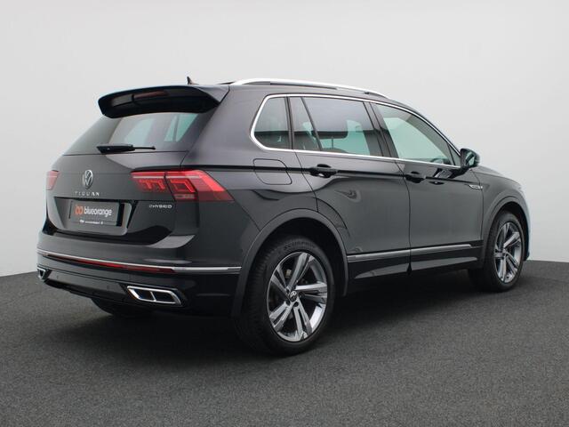Volkswagen TIGUAN 1.4 TSI eHybrid R-Line Business 245PK DSG leder, matrix led, 360gr. camera, side assist, adaptive cruise, stuur-stoelverwarming, elek. bedienbare achterklep, 19" lichtmetaal