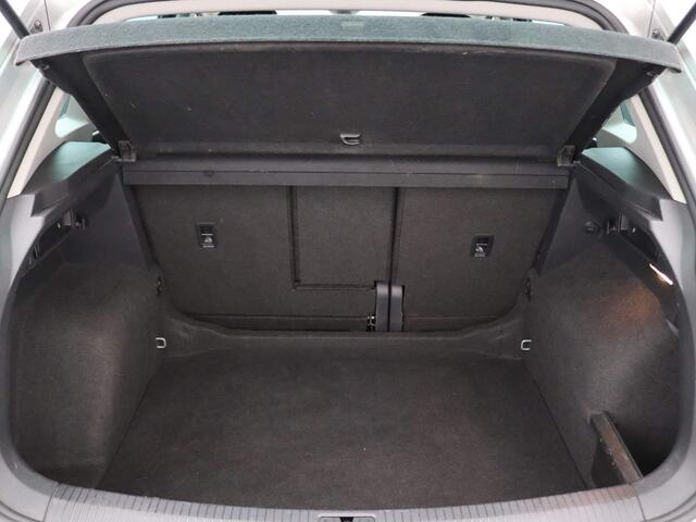 Volkswagen TIGUAN 1.4 TSI 4Motion Highline 150PK DSG Alarm, Clima, Achteruitrijcamera, Navi, Virtual Cockpit, Adaptieve Cruise Controle, Trekhaak, 18" LM Velgen