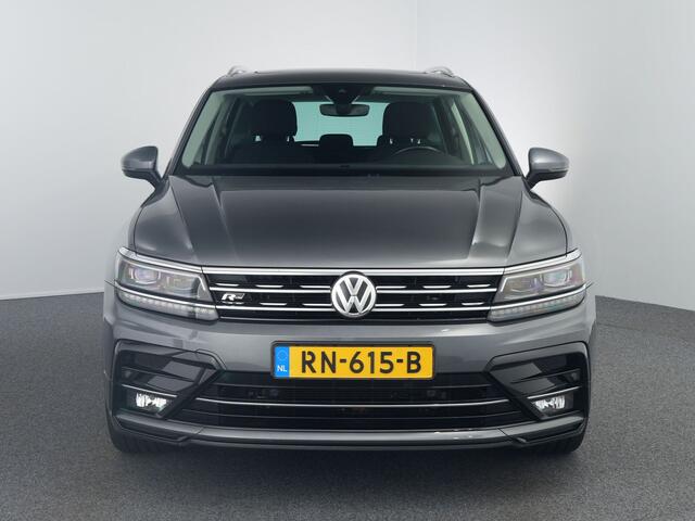 Volkswagen TIGUAN 1.4 TSI ACT Highline R-line | Matrix | Pano | Trekhaak | Virtual
