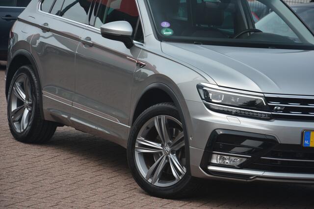 Volkswagen TIGUAN 2.0 TSI 4Motion Highline R-line | Navigatie | Panoramadak | Virtual-cockpit | Memory seats | 360 camera | NL auto!! | Keurig onderhouden Tiguan met de juiste opties!!