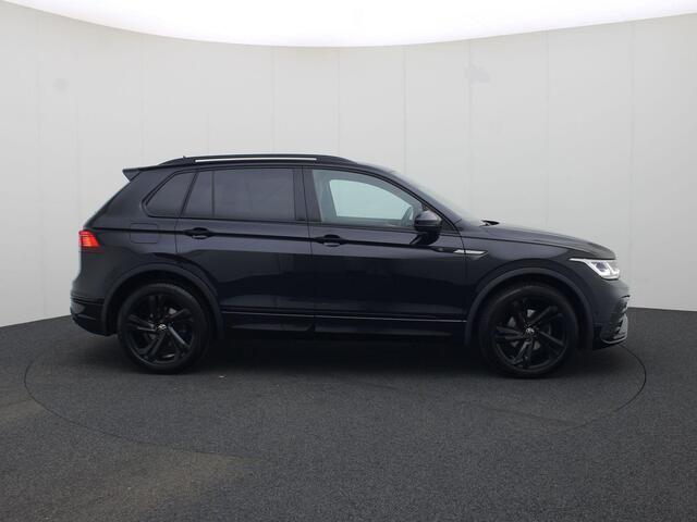 Volkswagen TIGUAN 1.5TSI/150PK R-Line Blackstyle DSG · Navigatie · App connect · Camera + Parkeersensoren
