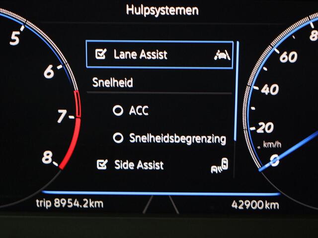 Volkswagen TIGUAN 1.5TSI/150PK R-Line Blackstyle DSG · Navigatie · App connect · Camera + Parkeersensoren