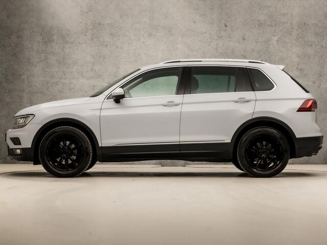 Volkswagen TIGUAN 1.5 TSI ACT Sportline Business 150Pk Automaat (PANORAMADAK, APPLE CARPLAY, GROOT NAVI, LED KOPLAMPEN, KEYLESS, LEDEREN SPORTSTOELEN, STOELVERWARMING, ADAPTIVE CRUISE, ELEK ACHTERKLEP, GETINT GLAS, NIEUWSTAAT)