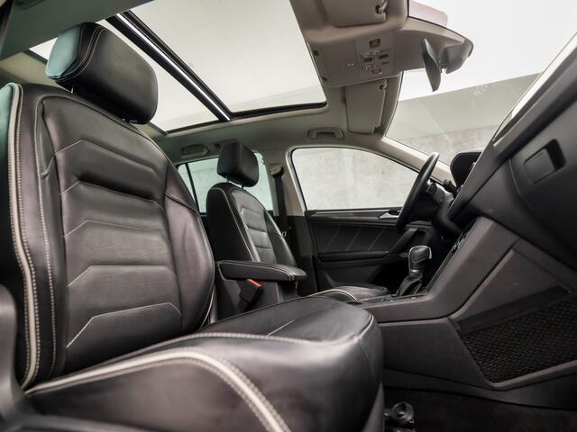 Volkswagen TIGUAN 1.5 TSI ACT Sportline Business 150Pk Automaat (PANORAMADAK, APPLE CARPLAY, GROOT NAVI, LED KOPLAMPEN, KEYLESS, LEDEREN SPORTSTOELEN, STOELVERWARMING, ADAPTIVE CRUISE, ELEK ACHTERKLEP, GETINT GLAS, NIEUWSTAAT)