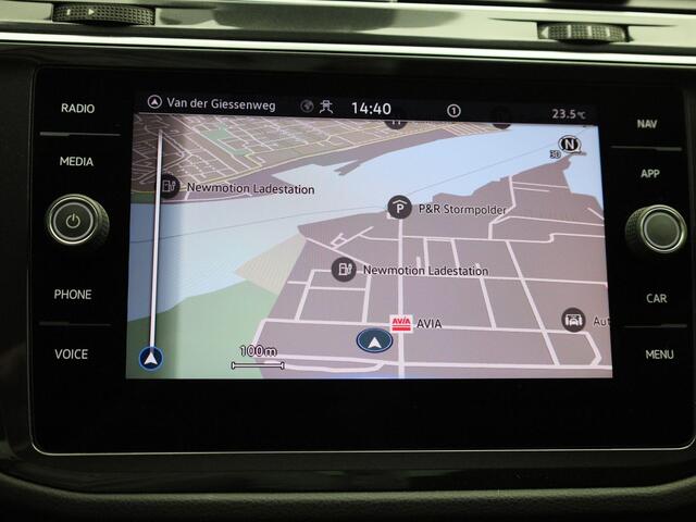 Volkswagen TIGUAN 1.5TSI/150PK R-Line DSG · Navigatie · Camera + Parkeersensoren · Stoel- & stuurverwarming