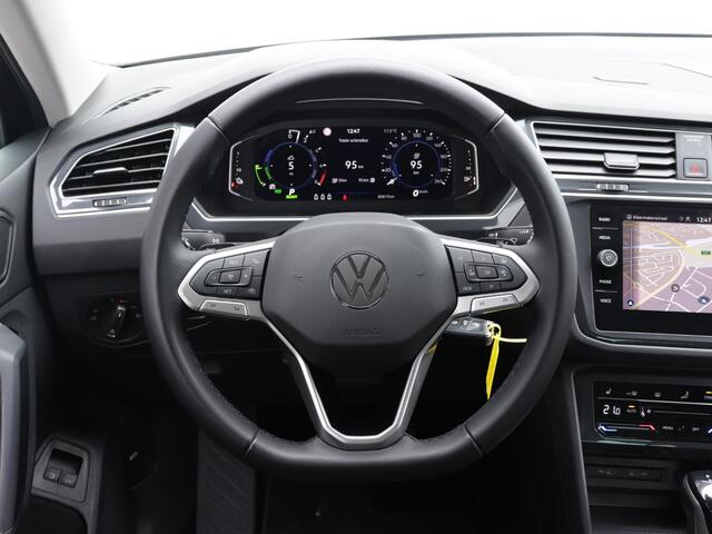 Volkswagen TIGUAN 1.4 TSI eHybrid Elegance | Trekhaak | Dodehoekdetectie | Stoel- en stuurverwarming | Navigatie | Adaptive cruise |