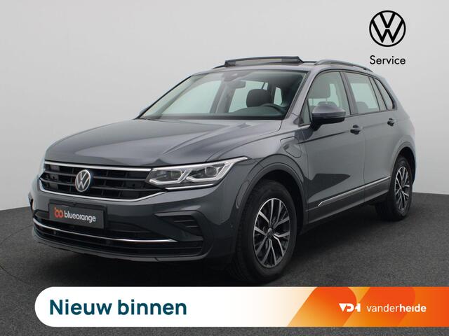 Volkswagen TIGUAN 1.4 TSI eHybrid Life Business 245PK DSG Pano-Schuifdak, Keyless, Adaptieve Cruise Controle, Ergo Comfort Stoel, Elektr. Achterklep, 360gr. Camera, Stoel-Stuurverwarming, Side Assist, Trekhaak, 17" LM Velgen