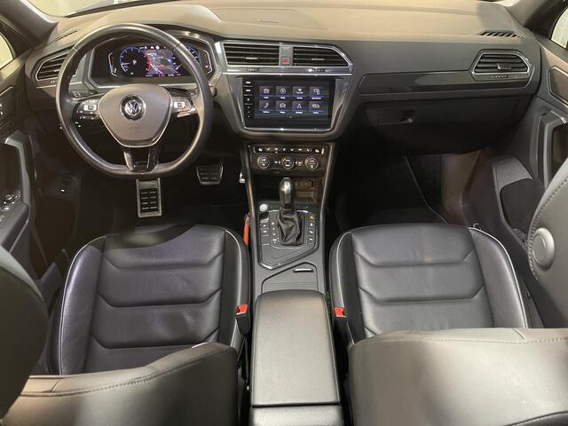 Volkswagen TIGUAN 1.5 TSI ACT Highline Business R 19"/Panoramadak/Leder + memory/Dodehoek/Trekhaak/Stoelverwarming/Elektrische klep/Camera/Adaptieve cruise/Lane assist/Apple Carplay & Android Auto