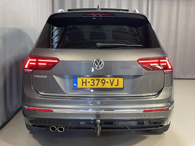 Volkswagen TIGUAN 1.5 TSI ACT Highline Business R 19"/Panoramadak/Leder + memory/Dodehoek/Trekhaak/Stoelverwarming/Elektrische klep/Camera/Adaptieve cruise/Lane assist/Apple Carplay & Android Auto