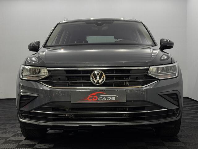 Volkswagen TIGUAN 1.5 TSI Life Business Clima, Navi, Camera, Winterpakket, Cruise control, Rijstrook correctie, 1 jaar garantie