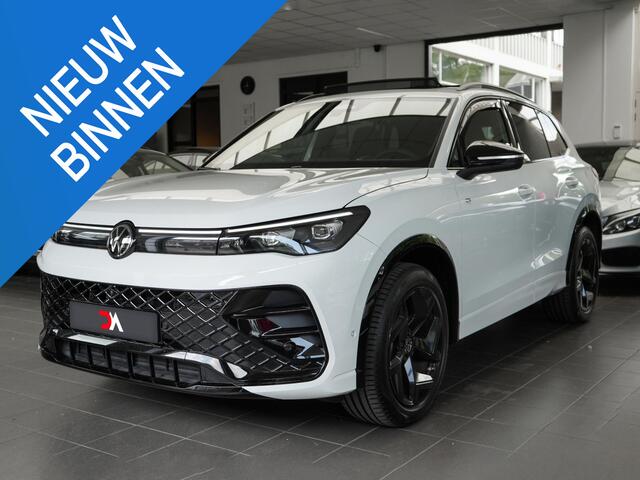 Volkswagen TIGUAN 1.5 TSI R-Line | PANO | TREKHAAK | BLACK LINE | 360° CAMERA | MASSAGE