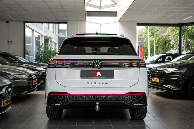 Volkswagen TIGUAN 1.5 TSI R-Line | PANO | TREKHAAK | BLACK LINE | 360° CAMERA | MASSAGE