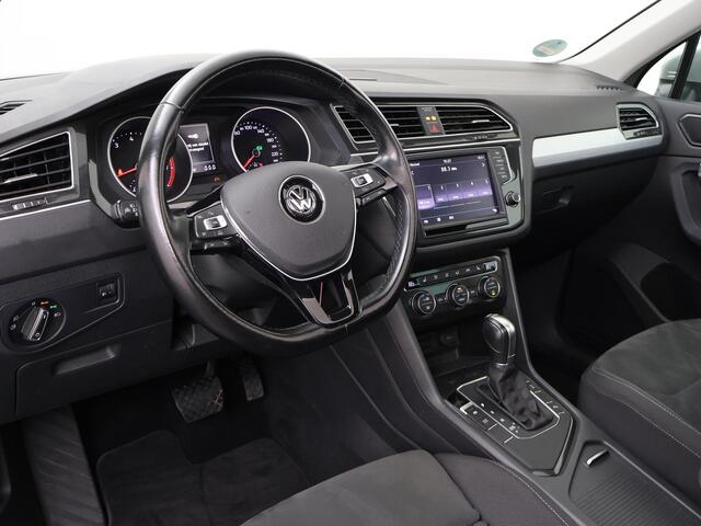 Volkswagen TIGUAN 1.4 TSI ACT Connected Series | 150 PK | Automaat | Multifunctioneel stuurwiel | Stoelverwarming | Parkeersensoren | Panoramadak |