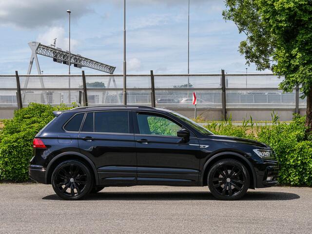 Volkswagen TIGUAN 2.0 TSI 191PK 4Motion Highline Business R | APPLE CARPLAY | CAMERA |