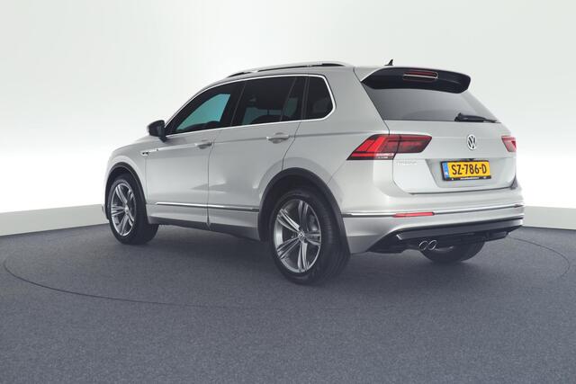 Volkswagen TIGUAN 1.4 TSI 150pk DSG ACT R-Line Highline 360Camera Keyless Virtual Cockpit Stoelverwarming Panoramadak Navigatie