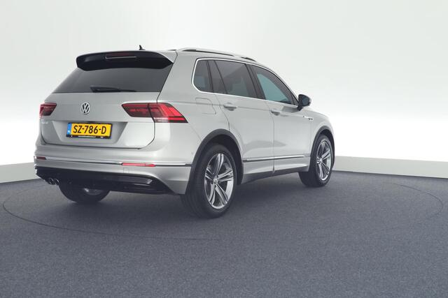 Volkswagen TIGUAN 1.4 TSI 150pk DSG ACT R-Line Highline 360Camera Keyless Virtual Cockpit Stoelverwarming Panoramadak Navigatie