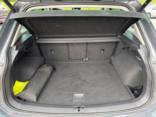 Volkswagen TIGUAN 2.0 TDI DSG LIFE SPORT PANO-DAK/TREKHAAK/HenK/NAVI/ACC/STOEL-STUURVERW
