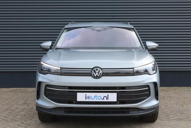 Volkswagen TIGUAN 1.5 eHybrid 204pk Edition IQ.Light/Keyless/Camera/DCC/ACC/Winterpakket/Elek. klep/Dodehoek/trekhaak wegkl.