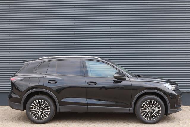 Volkswagen TIGUAN 1.5 eHybrid 204pk Edition IQ.Light/Keyless/Camera/DCC/ACC/Winterpakket/Elek. klep/Dodehoek/trekhaak wegkl.