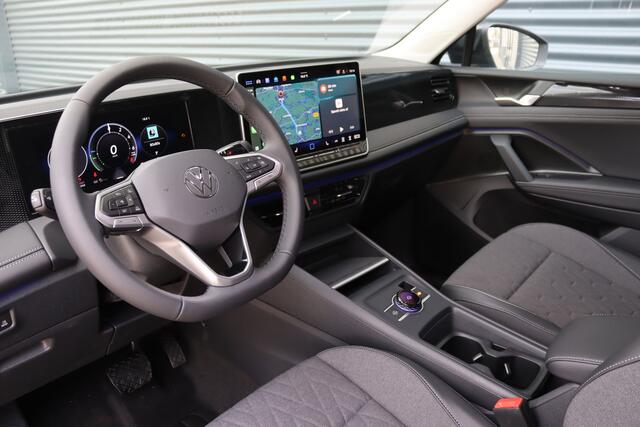 Volkswagen TIGUAN 1.5 eHybrid 204pk Edition IQ.Light/Keyless/Camera/DCC/ACC/Winterpakket/Elek. klep/Dodehoek/trekhaak wegkl.