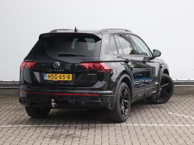 Volkswagen TIGUAN 1.4 TSI eHybrid R-Line | Wegklapbare trekhaak | Matrix LED | Black style | Stoel- en stuurverwarming | Camera |