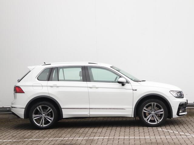 Volkswagen TIGUAN 2.0 TSI 4Motion Highline Business R | Camera | Carplay & Android auto | Stoelverwarming | Spraakbediening | Elektrisch uitklapbare trekhaak |