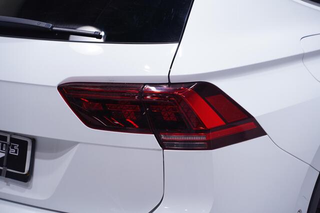 Volkswagen TIGUAN Allspace 2.0 TDI 150 pk DSG Aut. Grijs Kenteken 2-Zits, Navi, Trekhaak, LED, Panoramadak, PDC V+A