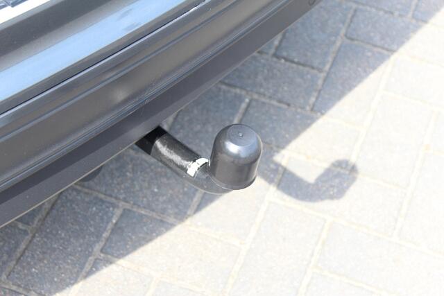 Volkswagen TIGUAN 1.4 TSI Comfortline | ACC | Trekhaak |
