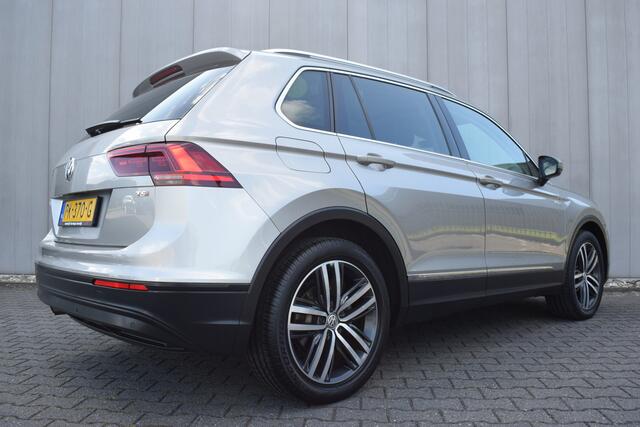 Volkswagen TIGUAN 1.4 TSi Comfortline Business LED | Panoramadak | Dynaudio | Keyless | Trekhaak | Carplay