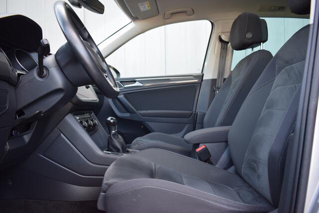 Volkswagen TIGUAN 1.4 TSi Comfortline Business LED | Panoramadak | Dynaudio | Keyless | Trekhaak | Carplay
