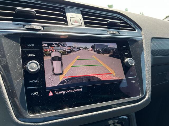 Volkswagen TIGUAN 1.4 TSI eHybrid R-Line Business | PHEV | R-Line | Panoramadak | Black Style | Trekhaak | A-Camera | Navigatie |