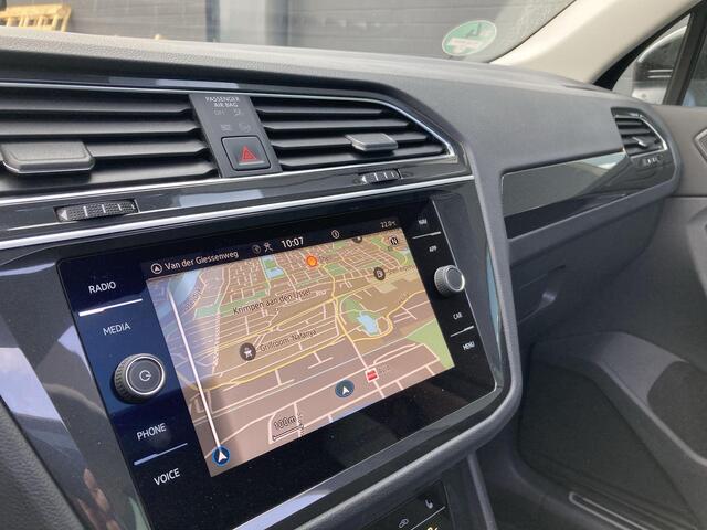 Volkswagen TIGUAN 1.5TSI/150PK DSG Elegance · Panoramadak · Massagefunctie · Camera + Parkeersensoren