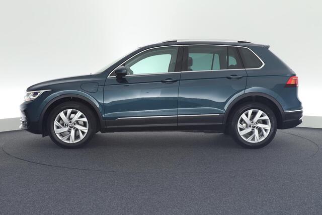Volkswagen TIGUAN 1.4 TSI 245pk eHybrid DSG Elegance Camera Virtual cockpit Matrix Navigatie Keyless ACC