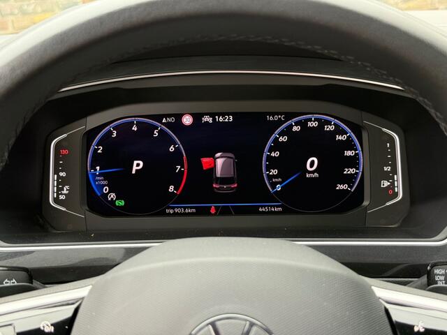 Volkswagen TIGUAN 1.5 TSI DSG 2x R-LINE Panodak Leer Trekhaak 20 Inch