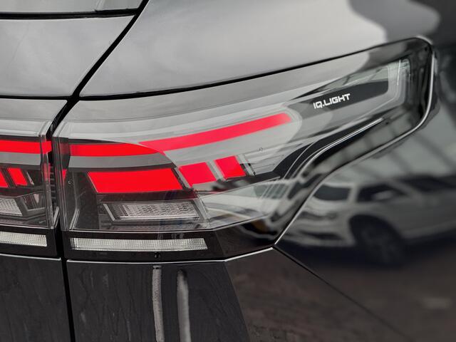 Volkswagen TIGUAN 1.5 eTSI R-Line Edition | 360° camera | Leer | Massage | Trekhaak | Harman Kardon