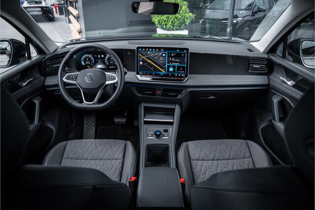 Volkswagen TIGUAN 1.5 eTSI Life Edition - ACC | Camera | Stoelverwaming | Stuurverwarming