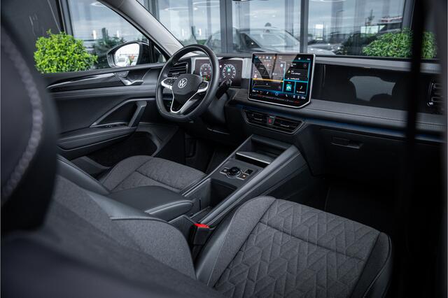 Volkswagen TIGUAN 1.5 eTSI Life Edition - ACC | Camera | Stoelverwaming | Stuurverwarming
