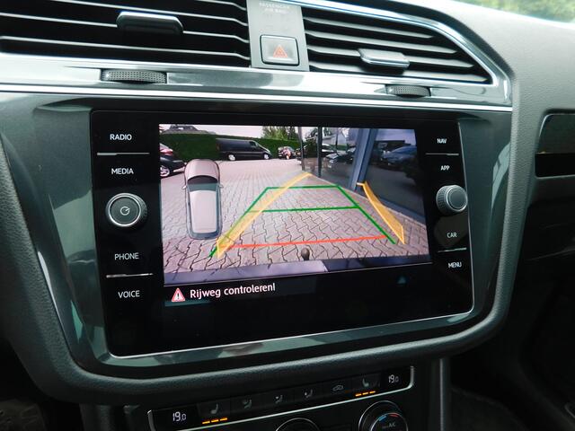 Volkswagen TIGUAN 1.4 TSI/DSG, Led, Panodak, Trekhaak, Virtual cockpit enz enz .